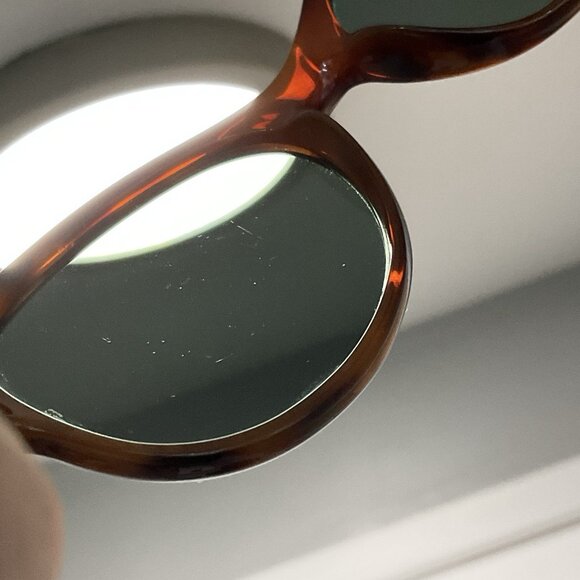 Vintage B&L Ray Ban Sleek Tortoise G15 Sunglasses W2755 Light Scratches main image 6